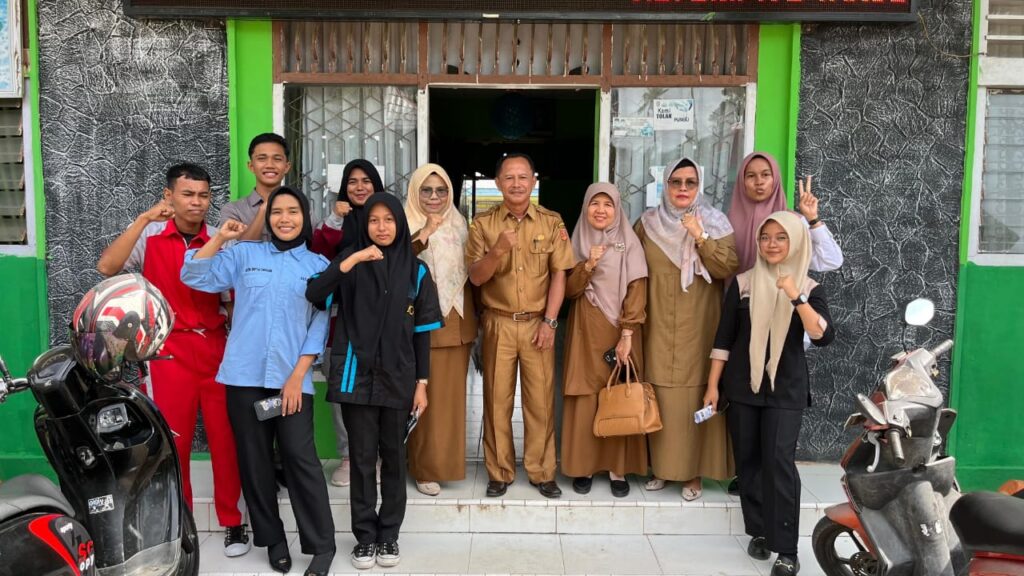 Sosialisasi dan Promosi SMKN 1 Lubuk Basung ke SMP Negeri dan Swasta serta MTSN/MTS di Kabupaten Agam