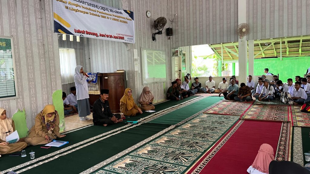 Acara Parenting SMKN 1 Lubuk Basung: Kolaborasi Orang Tua, Guru, dan Siswa untuk Kesuksesan Belajar